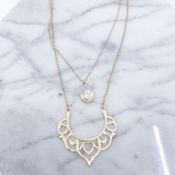 Des Feli Jewelry - Gold Faceted Bezel Stone Pendant Necklace